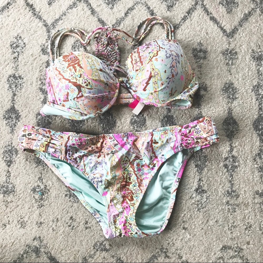 Victoria Secret Bikini -  34C Top Large Bottom